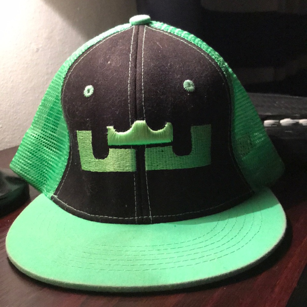 Lebron James hat